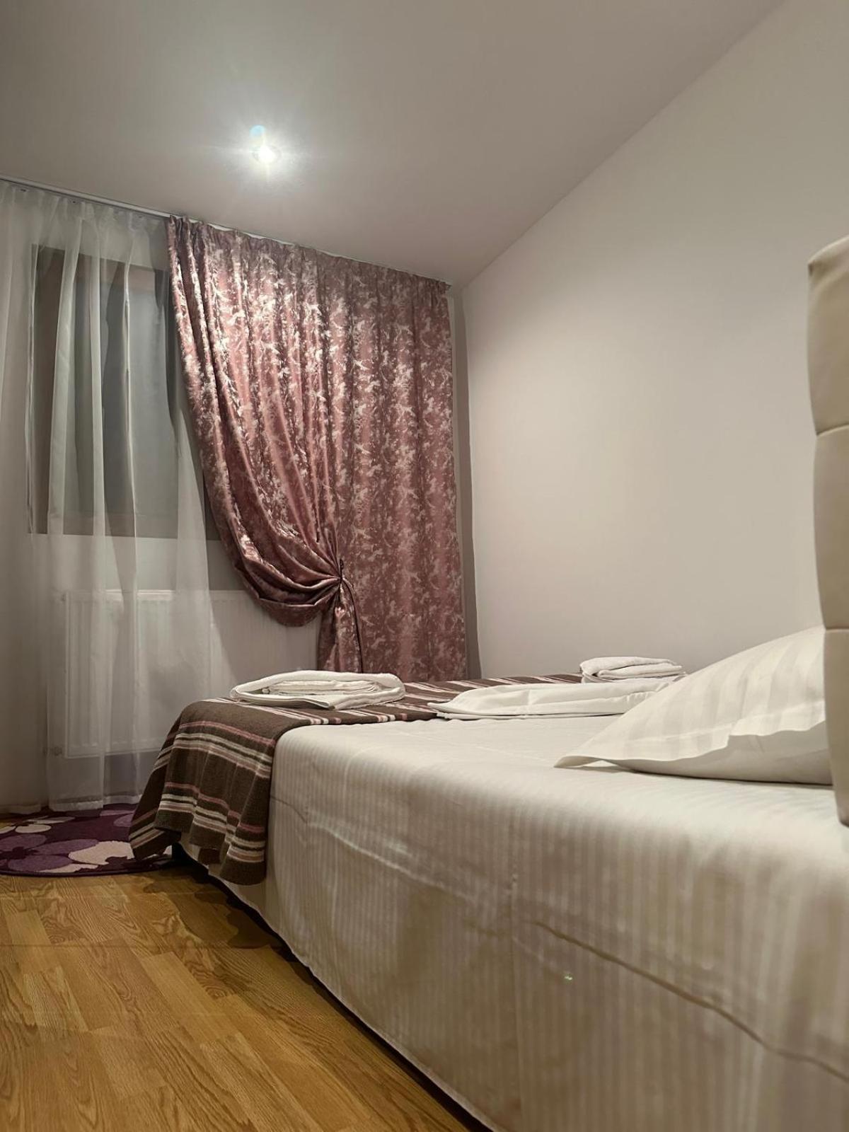 Special Apartment Nadeva スチャヴァ エクステリア 写真